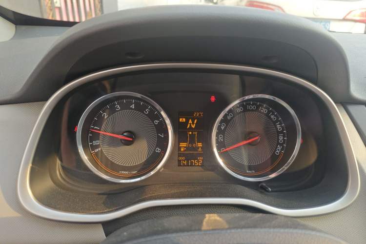 Used Chevrolet Sail 2015 Sail 3 1.3L AMT Ideal Edition Instrument Cluster