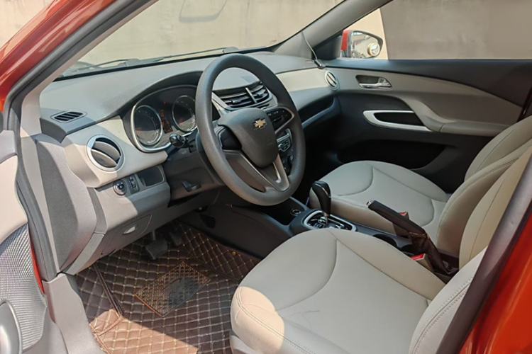 Used Chevrolet Sail 2015 Sail 3 1.5L AMT Happiness Sunroof Edition Interior 3