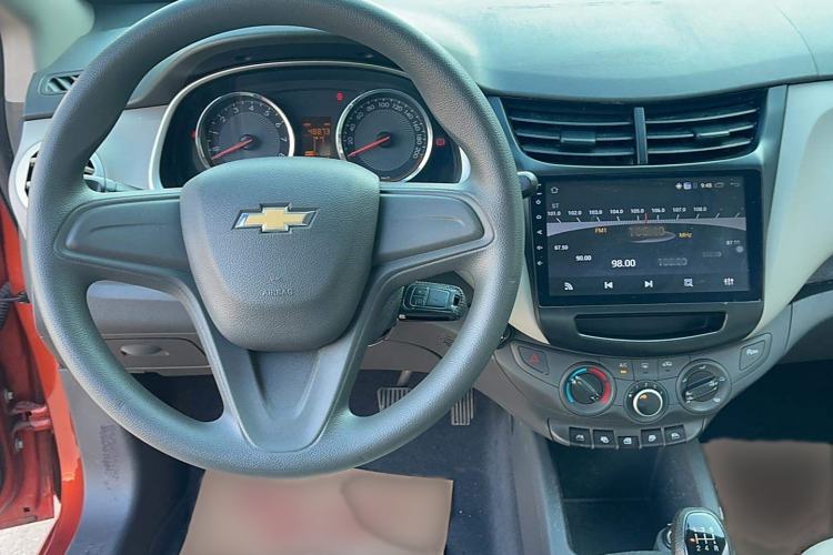 Used Chevrolet Sail 2015 Sail 3 1.5L Manual with Ideal Sunroof Edition Interior 5