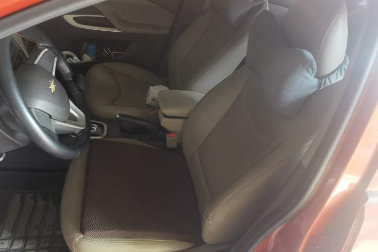 Used Chevrolet Sail 2015 Sail 3 1.3L AMT Ideal Edition Left Front Seat