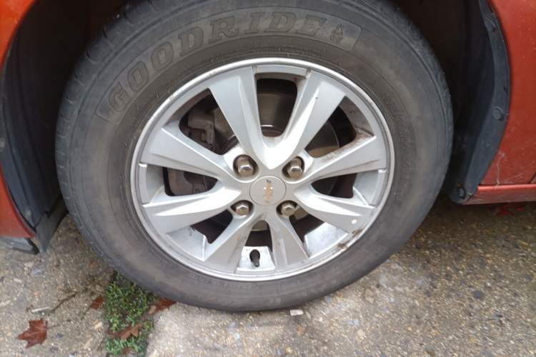 Used Chevrolet Sail 2015 Sail 3 1.3L Manual Ideal Edition Left Front Wheel Hub