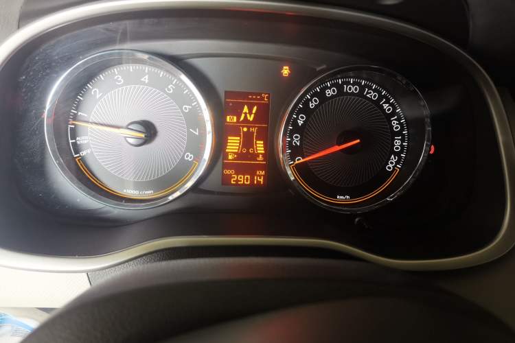 Used Chevrolet Sail 2015 Sail 3 1.3L AMT Ideal Edition Odometer Close Up