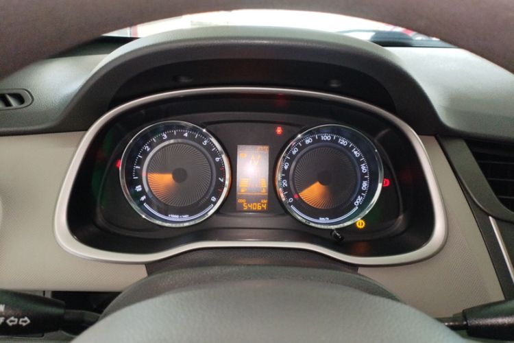 Used Chevrolet Sail 2015 Sail 3 1.5L AMT Happiness Sunroof Edition Odometer Close Up