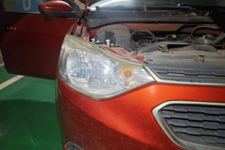 Used Chevrolet Sail 2015 Sail 3 1.5L Manual Happiness Edition Right Front Headlight