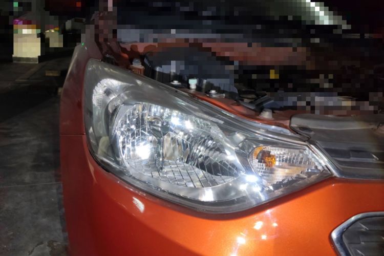 Used Chevrolet Sail 2015 Sail 3 1.3L AMT Ideal Edition Right Front Headlight