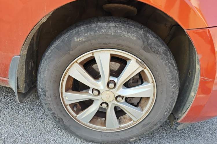 Used Chevrolet Sail 2015 Sail 3 1.5L AMT Happiness Sunroof Edition Right Front Wheel Hub