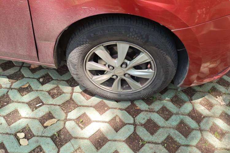 Used Chevrolet Sail 2015 Sail 3 1.3L AMT Ideal Edition Right Front Wheel Hub