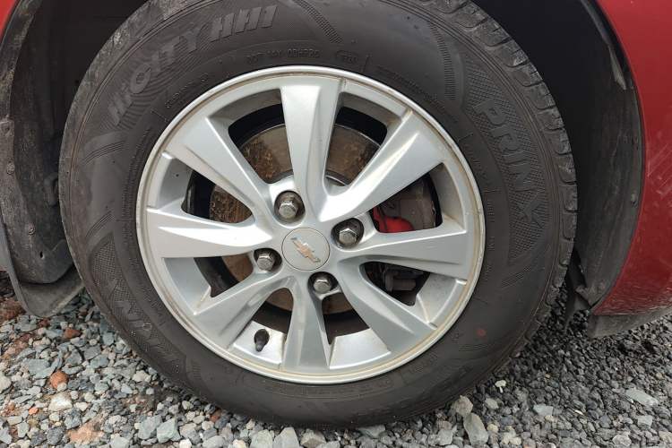 Used Chevrolet Sail 2015 Sail 3 1.3L AMT Ideal Edition Right Front Wheel Hub
