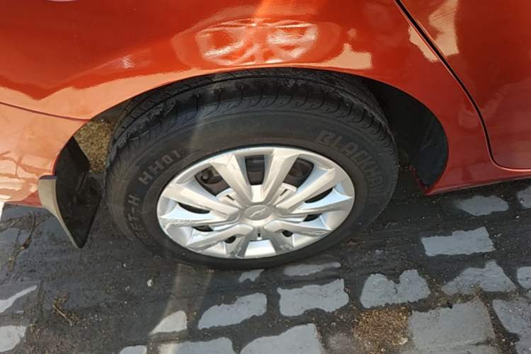 Used Chevrolet Sail 2015 Sail 3 1.3L Manual Warm Edition Right Rear Wheel Hub