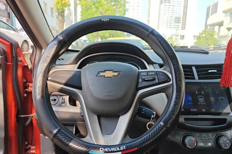 Used Chevrolet Sail 2015 Sail 3 1.5L AMT Happiness Sunroof Edition Steering Wheel