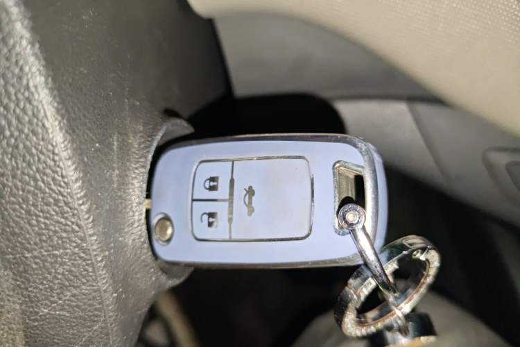 Used Chevrolet Sail 2015 Sail 3 1.3L AMT Ideal Edition Vehicle Key