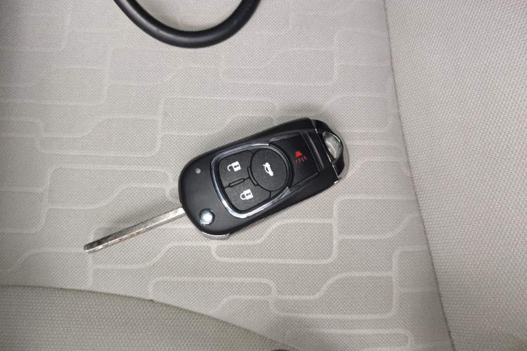 Used Chevrolet Sail 2015 Sail 3 1.5L Manual Happiness Edition Vehicle Key
