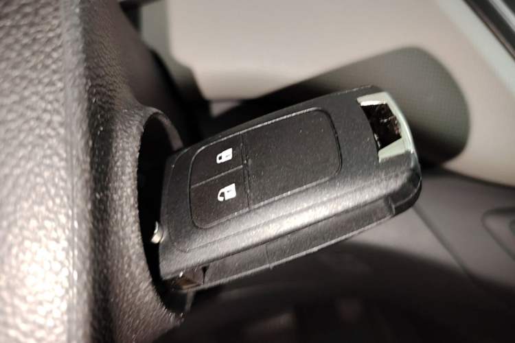 Used Chevrolet Sail 2015 Sail 3 1.3L AMT Ideal Edition Vehicle Key