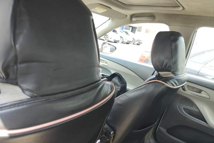 Used Chevrolet Sail 2015 Sail 3 1.5L Manual with Ideal Sunroof Edition Headliner