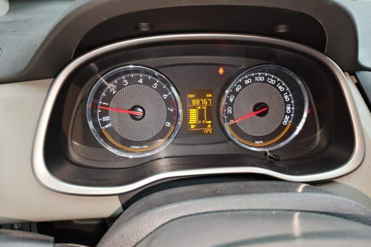 Used Chevrolet Sail 2015 Sail 3 1.5L Manual with Ideal Sunroof Edition Odometer Close Up