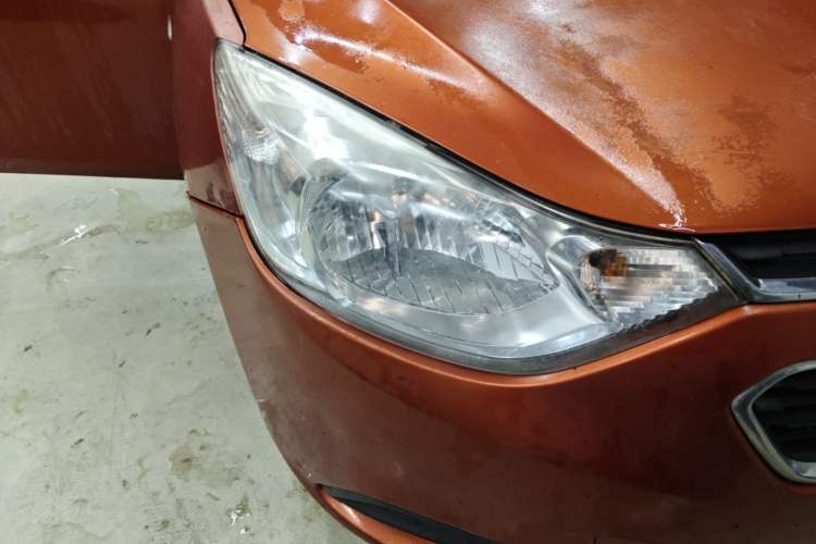 Used Chevrolet Sail 2015 Sail 3 1.5L Manual with Ideal Sunroof Edition Right Front Headlight
