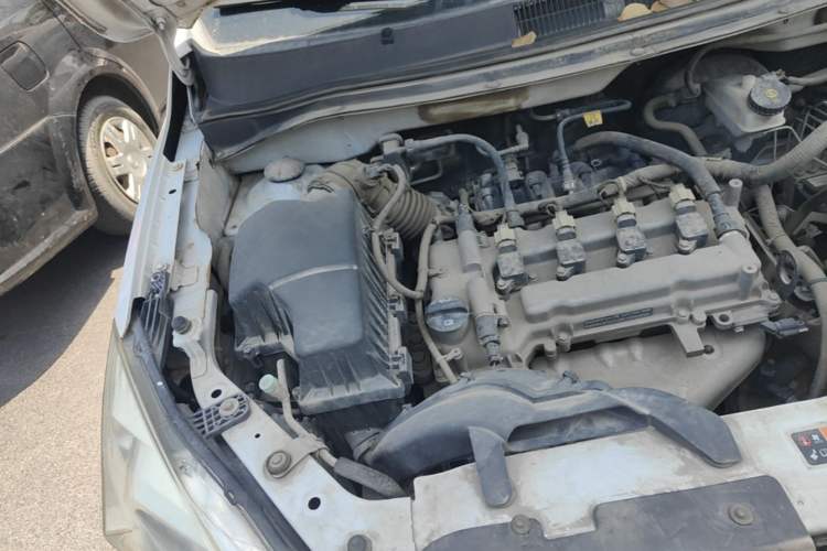 Used Chevrolet Sail 2015 Sail 3 1.5L Manual with Ideal Sunroof Edition Right Front Headlight