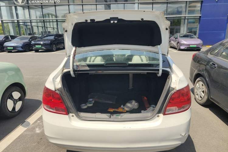 Used Chevrolet Sail 2015 Sail 3 1.5L Manual with Ideal Sunroof Edition Trunk