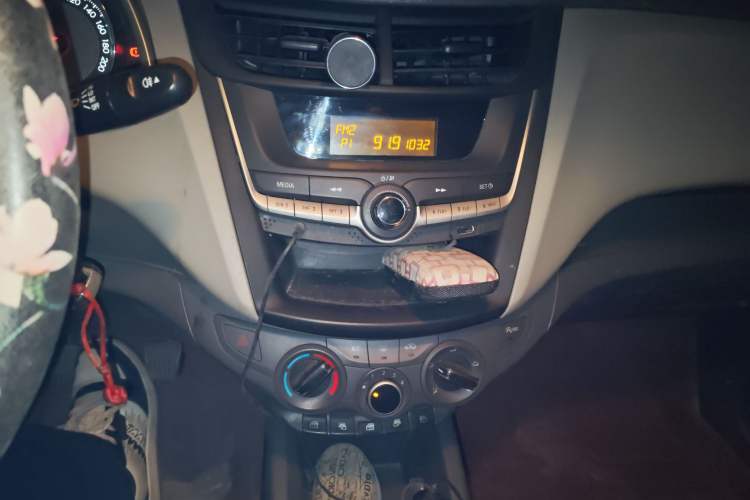 Used Chevrolet Sail 2015 Sail 3 1.3L Manual with Ideal Sunroof Edition Audio And AC Panel