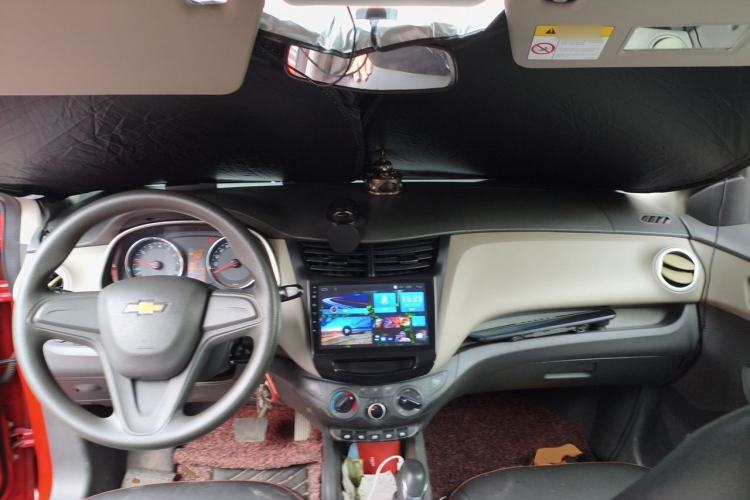 Used Chevrolet Sail 2015 Sail 3 1.3L AMT Ideal Edition Center Console