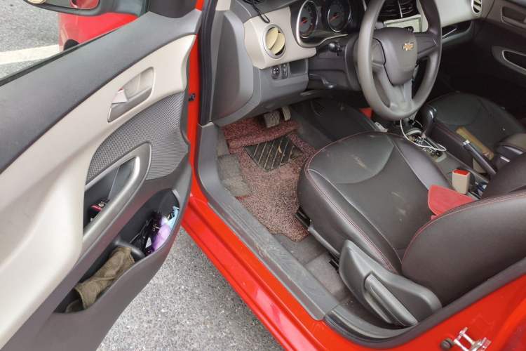 Used Chevrolet Sail 2015 Sail 3 1.3L AMT Ideal Edition Driver Seat