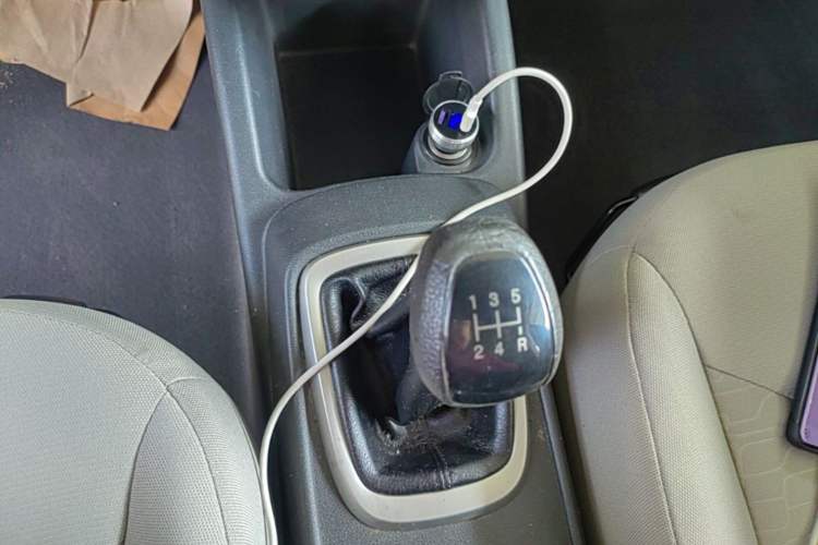 Used Chevrolet Sail 2015 Sail 3 1.3L Manual Ideal Edition Gear Lever