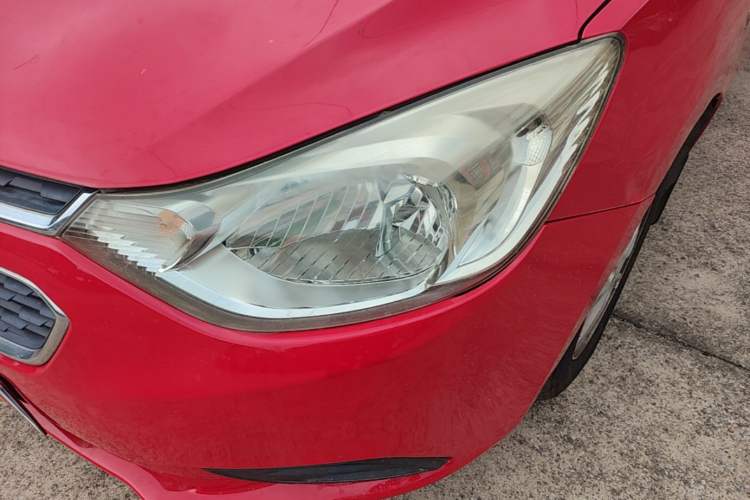 Used Chevrolet Sail 2015 Sail 3 1.5L Manual with Ideal Sunroof Edition Left Front Headlight