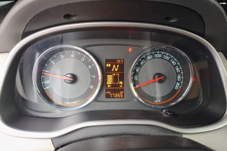 Used Chevrolet Sail 2015 Sail 3 1.3L AMT Ideal Edition Odometer Close Up