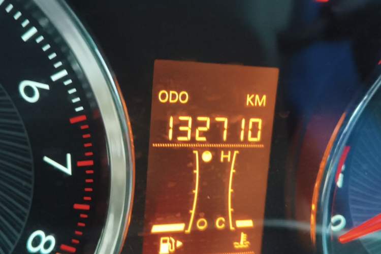 Used Chevrolet Sail 2015 Sail 3 1.3L Manual Ideal Edition Odometer Close Up