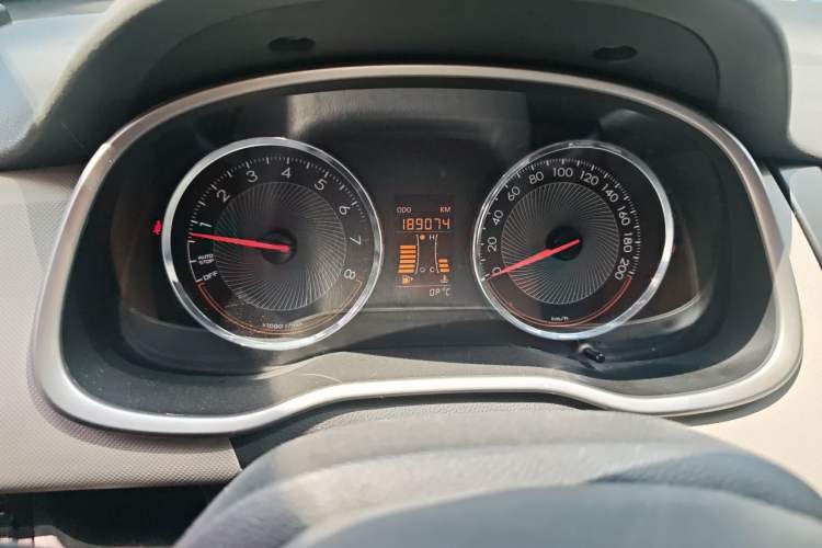 Used Chevrolet Sail 2015 Sail 3 1.5L Manual with Ideal Sunroof Edition Odometer Close Up