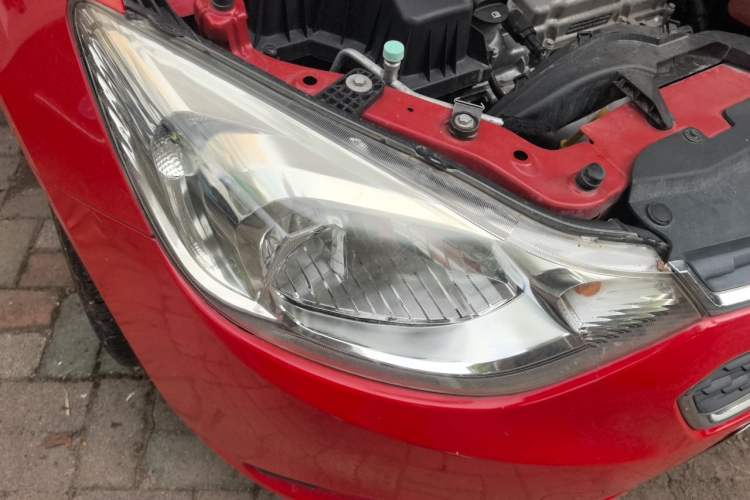 Used Chevrolet Sail 2015 Sail 3 1.5L AMT Happiness Sunroof Edition Right Front Headlight
