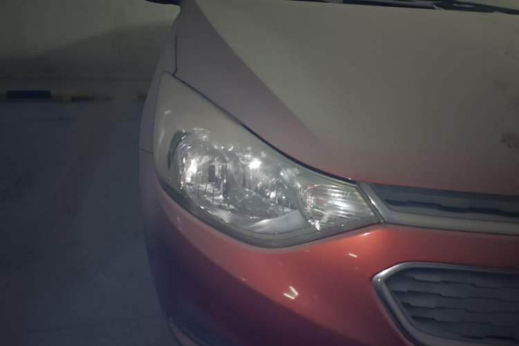 Used Chevrolet Sail 2015 Sail 3 1.3L Manual with Ideal Sunroof Edition Right Front Headlight