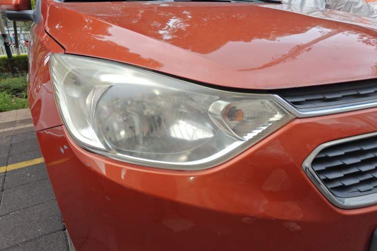 Used Chevrolet Sail 2015 Sail 3 1.3L Manual Ideal Edition Right Front Headlight