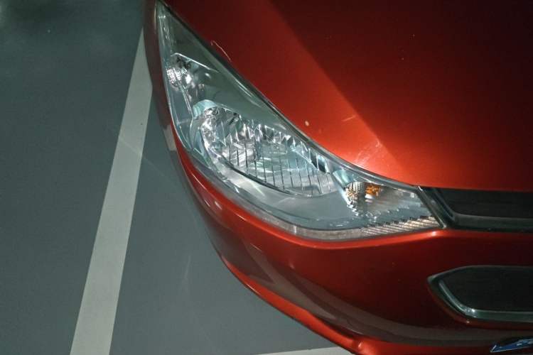 Used Chevrolet Sail 2015 Sail 3 1.5L Manual with Ideal Sunroof Edition Right Front Headlight