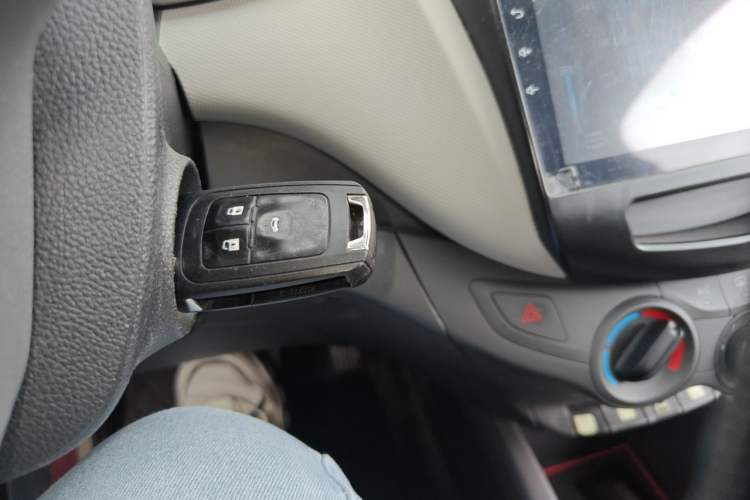 Used Chevrolet Sail 2015 Sail 3 1.3L AMT Ideal Edition Vehicle Key