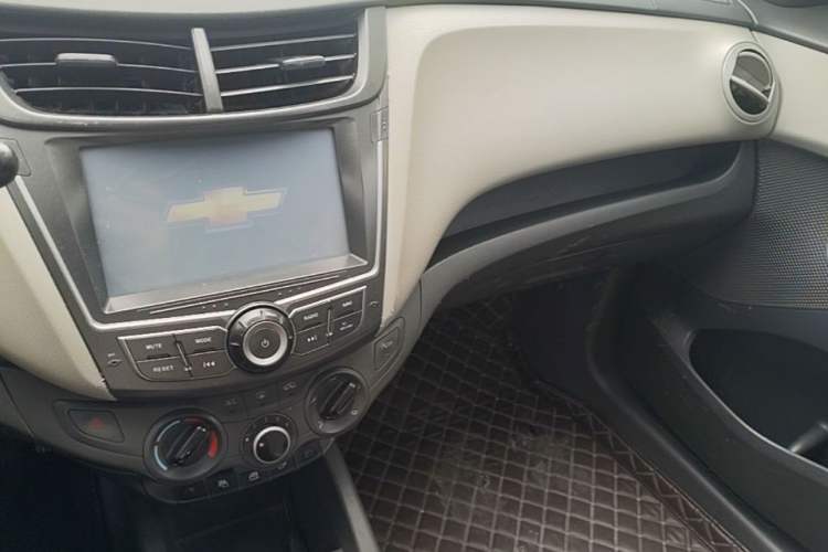 Used Chevrolet Sail 2015 Sail 3 1.3L Manual Ideal Edition Audio And AC Panel