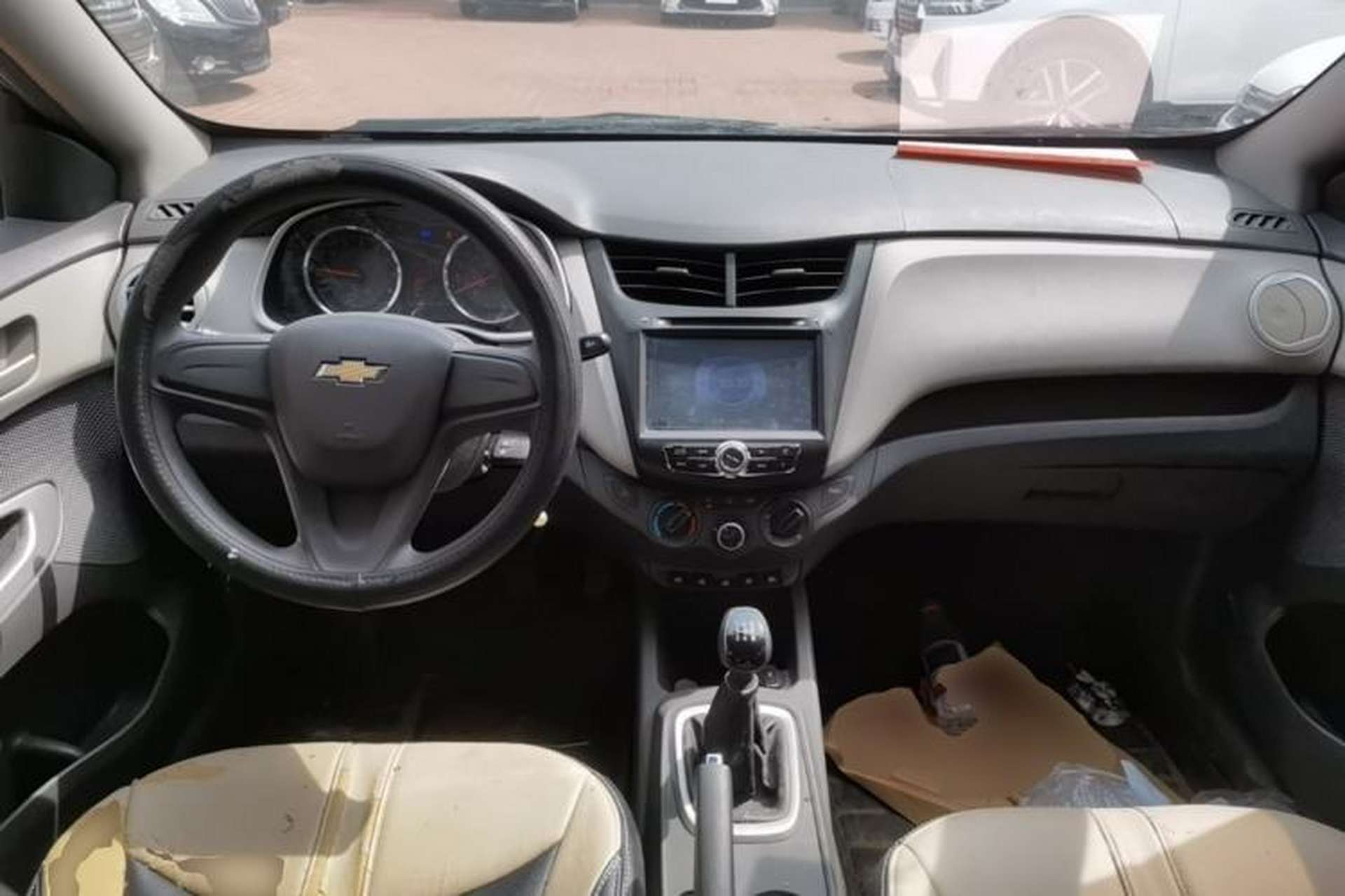 Used Chevrolet Sail 2015 Sail 3 1.3L Manual Ideal Edition Center Console