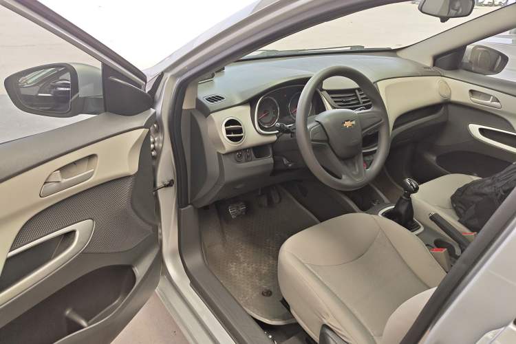 Used Chevrolet Sail 2015 Sail 3 1.5L Manual with Ideal Sunroof Edition Driver Seat