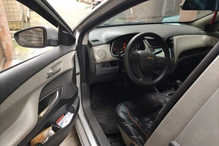 Used Chevrolet Sail 2015 Sail 3 1.3L AMT Ideal Edition Driver Seat