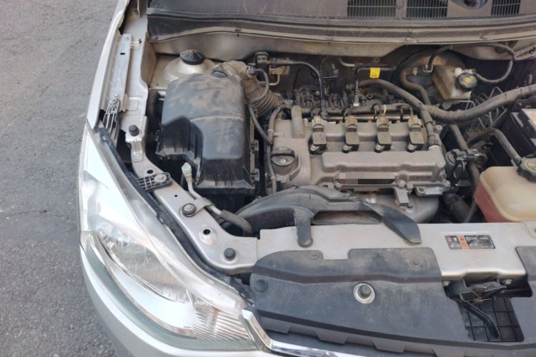 Used Chevrolet Sail 2015 Sail 3 1.3L AMT Ideal Edition Engine Bay Right