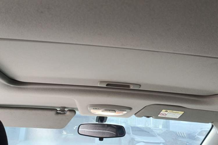 Used Chevrolet Sail 2015 Sail 3 1.5L Manual Happiness Edition Headliner