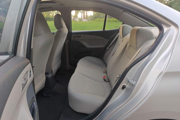 Used Chevrolet Sail 2015 Sail 3 1.5L Manual with Ideal Sunroof Edition Interior 3