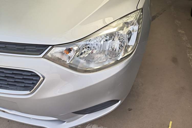 Used Chevrolet Sail 2015 Sail 3 1.5L Manual with Ideal Sunroof Edition Left Front Headlight