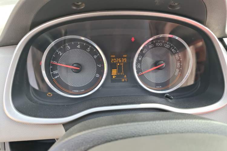 Used Chevrolet Sail 2015 Sail 3 1.3L Manual Ideal Edition Odometer Close Up