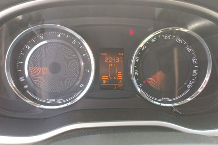 Used Chevrolet Sail 2015 Sail 3 1.5L Manual Happiness Edition Odometer Close Up