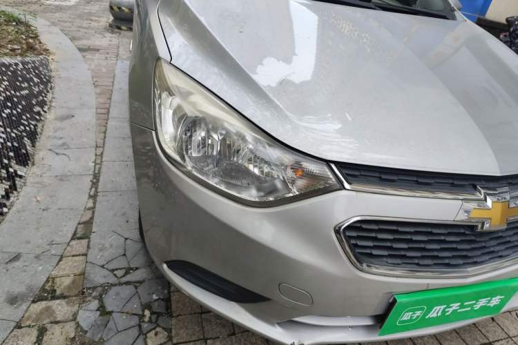 Used Chevrolet Sail 2015 Sail 3 1.3L AMT Ideal Edition Right Front Headlight