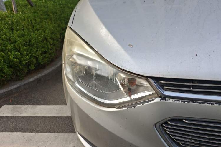 Used Chevrolet Sail 2015 Sail 3 1.5L Manual with Ideal Sunroof Edition Right Front Headlight