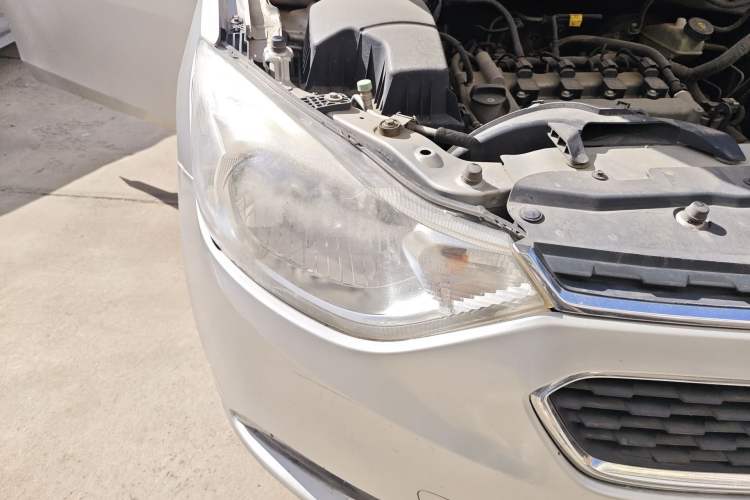 Used Chevrolet Sail 2015 Sail 3 1.3L Manual Ideal Edition Right Front Headlight