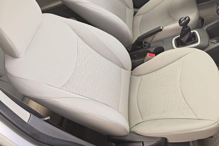 Used Chevrolet Sail 2015 Sail 3 1.5L Manual with Ideal Sunroof Edition Right Front Seat