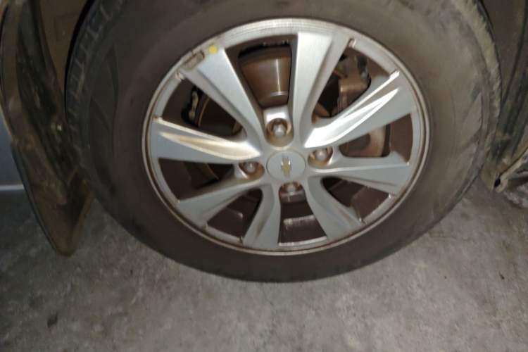 Used Chevrolet Sail 2015 Sail 3 1.3L Manual Ideal Edition Right Front Wheel Hub